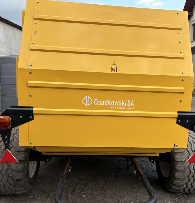 Prasa rolująca New Holland BR6090
