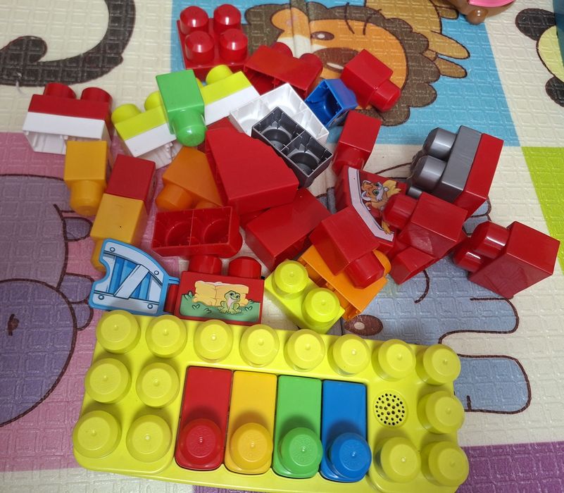 Продам музичні іграшки