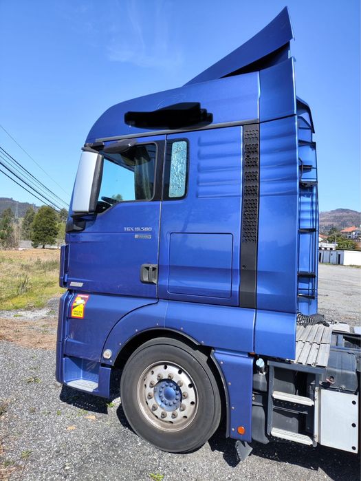 CAMIAO MAN M56500  TGX18.580 ANO 2018 PARA PEÇAS