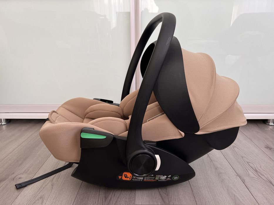 Дитяче автокрісло