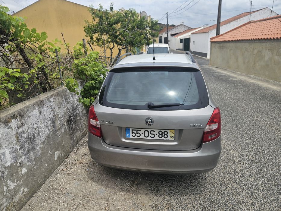Skoda fabia 2014