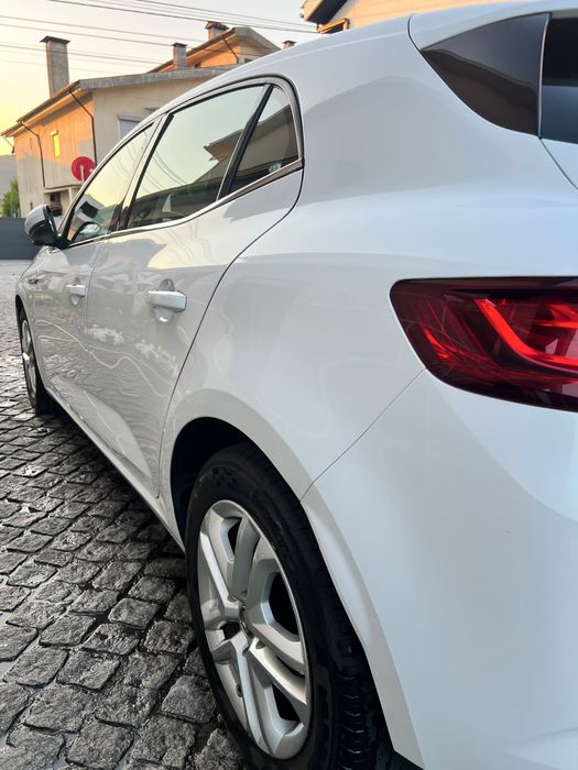 Renault Mégane — fotografia 5