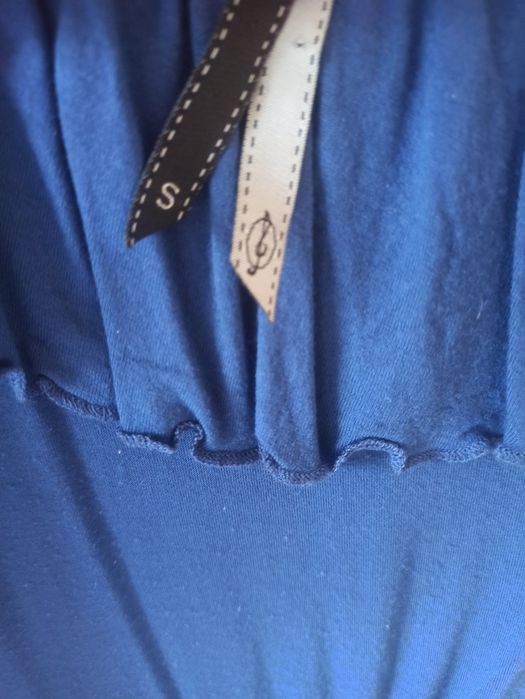 Sukienka na jedno ramię