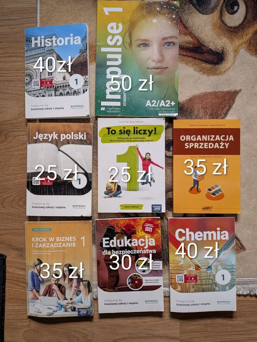 Posiadam książki na sprzedaż dla klasy 1 w bardzo dobrym stanie