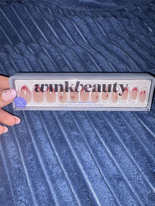 Paznokcie press on winkbeauty model cherry lady