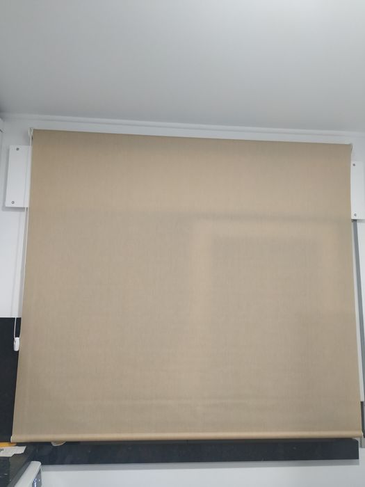 Estores de rolo para janelas