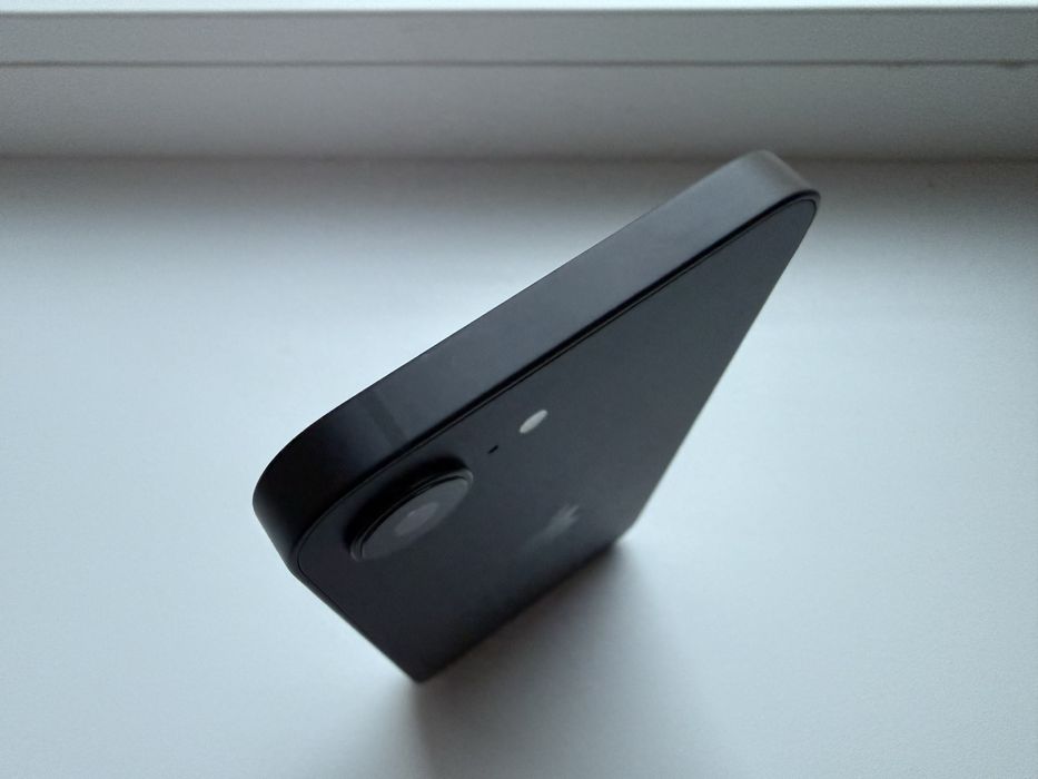 Apple iPhone 16e 128gb Black Neverlock 100%