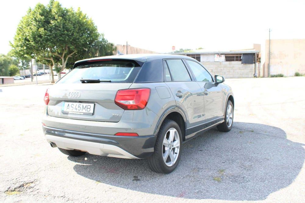 Audi Q2 1.6 TDI - Android Auto, Painel Digital...