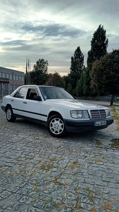 Mercedes - Benz 200D W124 - 1986