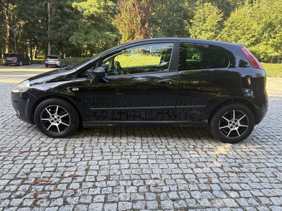 Fiat Grande Punto 1,4 16v 95km 2006r klima