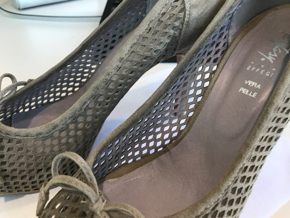 Туфли летние замшевые бежевые-серые 40-41