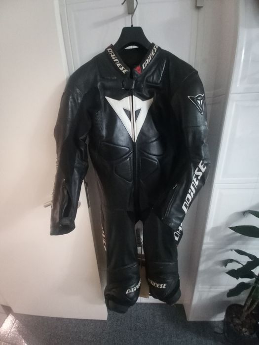 Fato de moto completo em pele Dainese