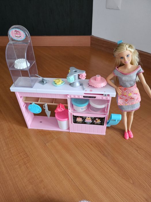 Barbie pasteleira
