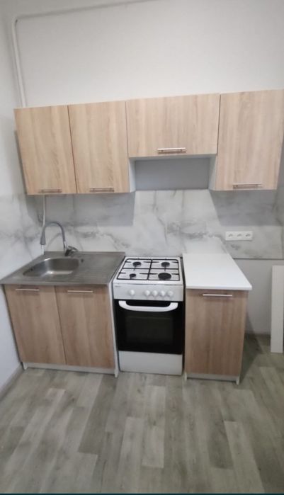 Кухня нова  запакована