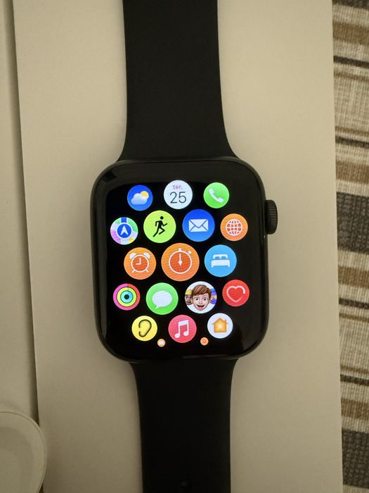 Apple Watch SE 44mm GPS (2022)