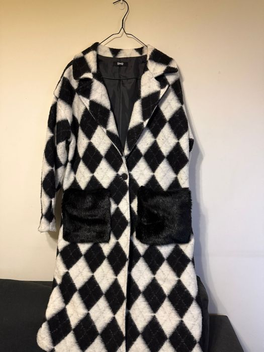 Casaco Preto e Branco Italiano
