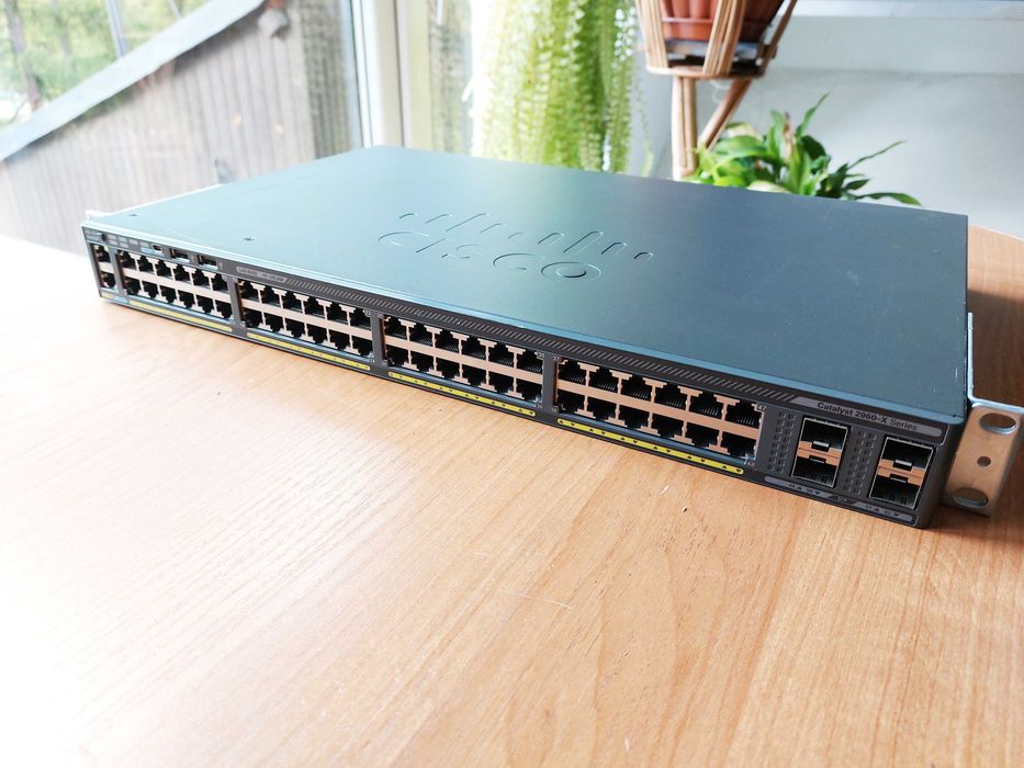 Switch przełącznik sieciowy Cisco Catalyst WS-C2960X-48TS-L 48x 1Gb