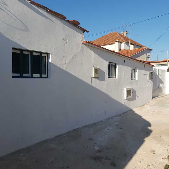 Arrenda-se T2 em Usseira-Óbidos