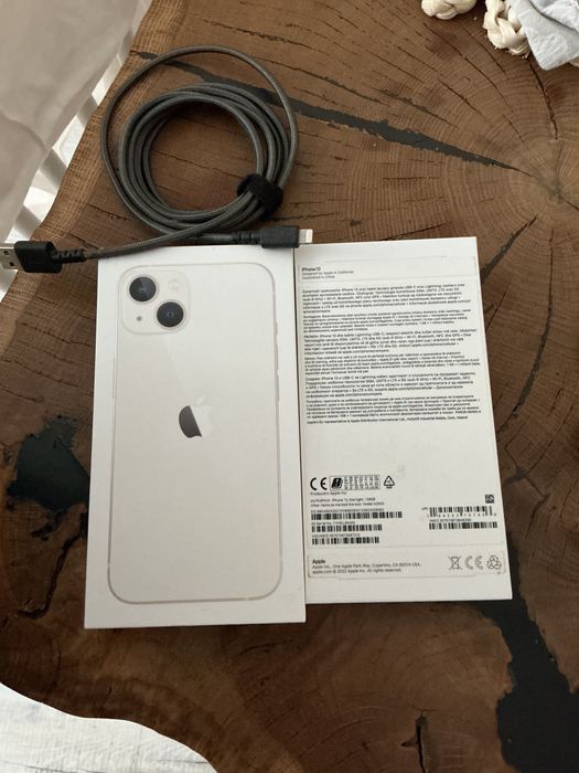 iPhone 13 128 GB.Stan praktycznie idealny.