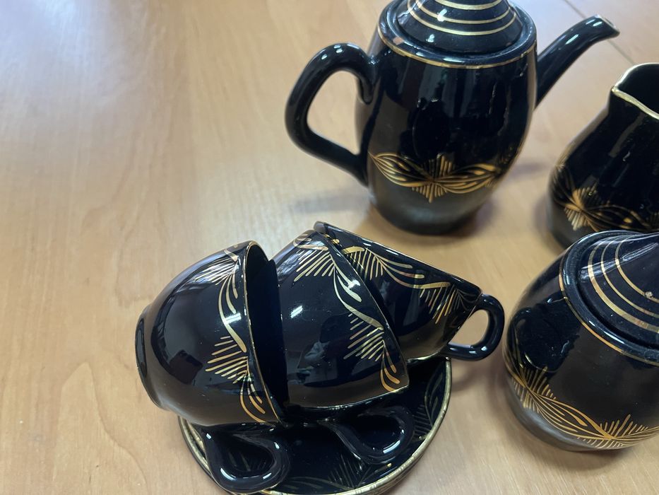 Продаются сервизы