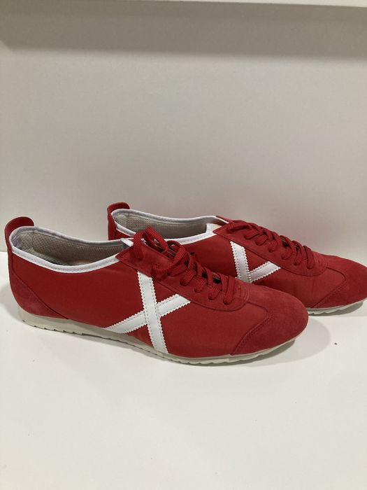 Sapatilhas Munich tamanho 46