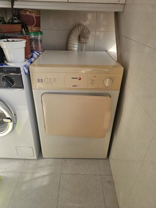 Máquina Secar Roupa Fagor Innova