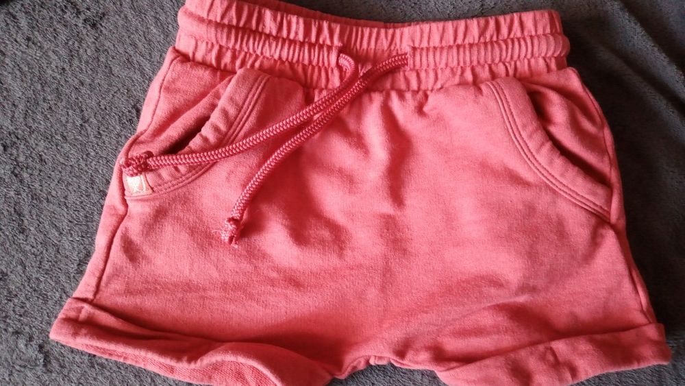 George 80-86 krótkie spodenki 2 pack