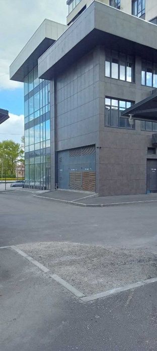 Аренда торгового помещения на Победе