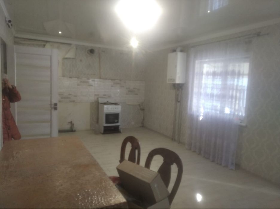 Продам просторный дом Красногорка