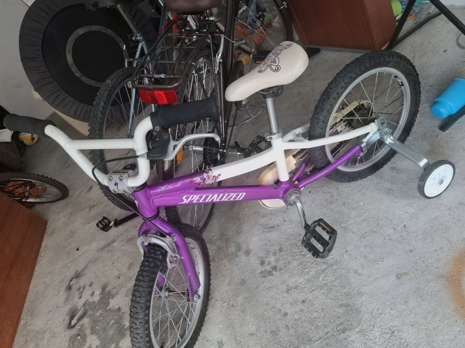 Bicicleta infantil c/rodinhas