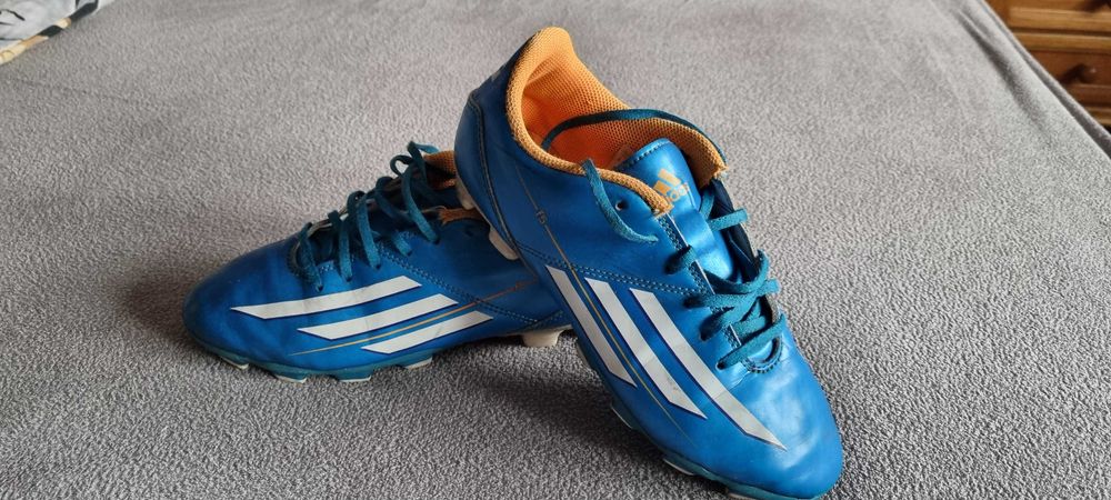 Sprzedam Korki Adidas