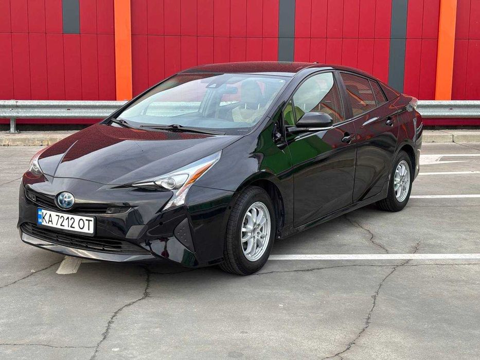 Прокат авто под такси. Prius Hybrid 2020г
