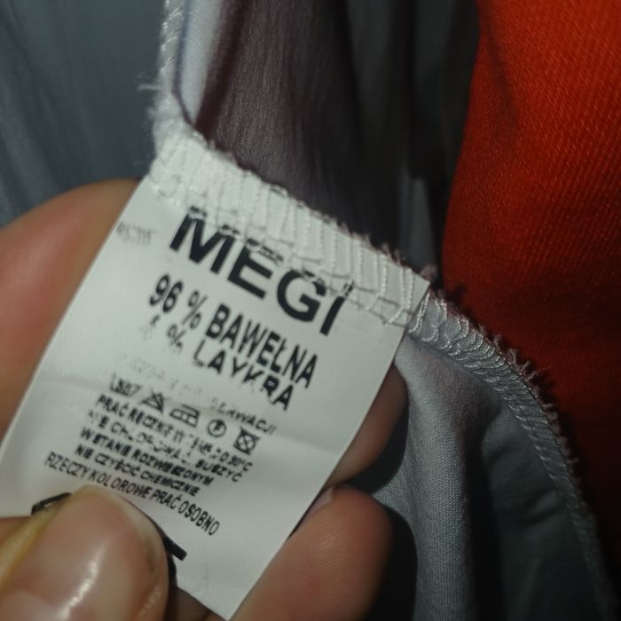 Damska koszula biala z kieszeniami