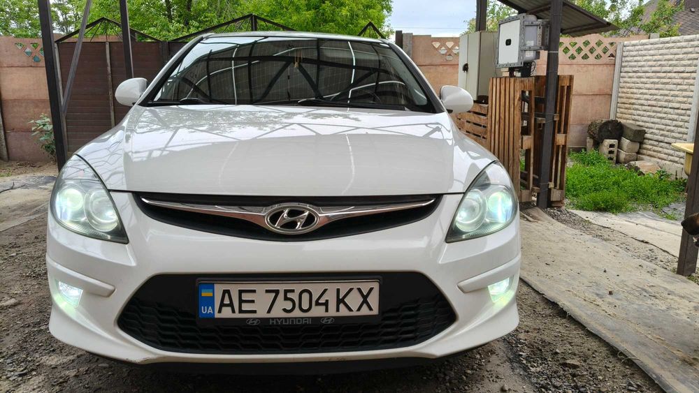 Hyundai i30 2011