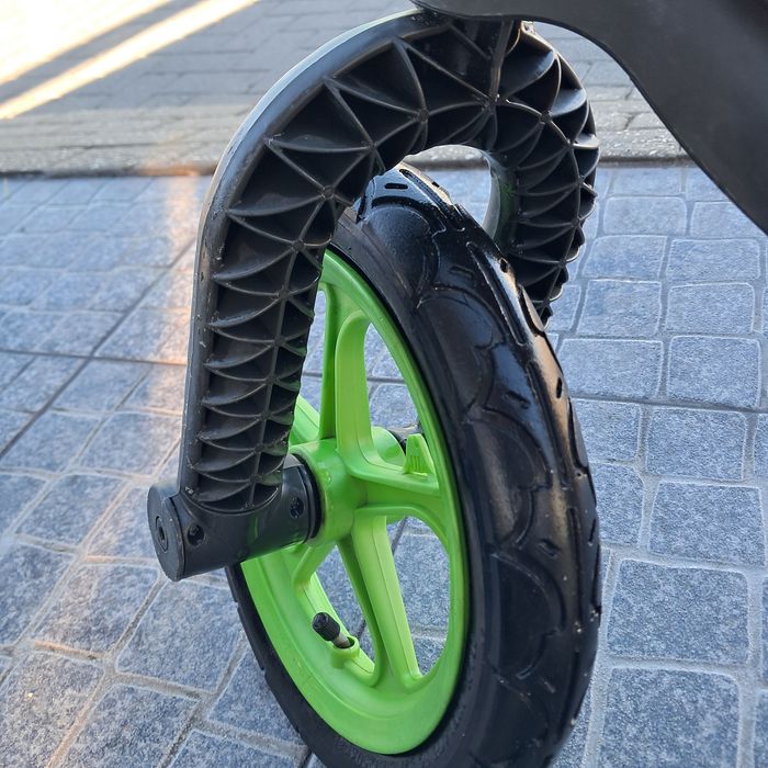 Bicicleta de aprendizagem criança