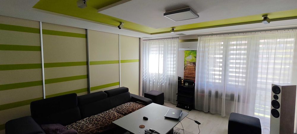 Mieszkanie 3 pokojowe pow 62 m² przy ulicy Warneńczyka - piętro 3/4 - Widok 2