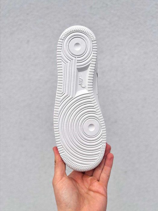 Nike Air Force 1'07 Low All White  кросівки 36-46