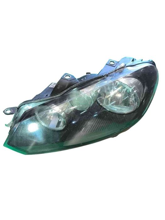 Ótica / Farol Esquerdo VW GOLF VI