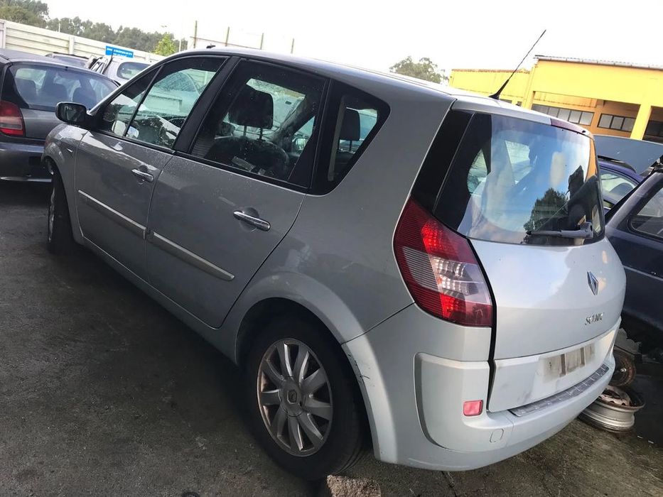 Renault Scenic II 1.9 DCi 2004 - Para Peças