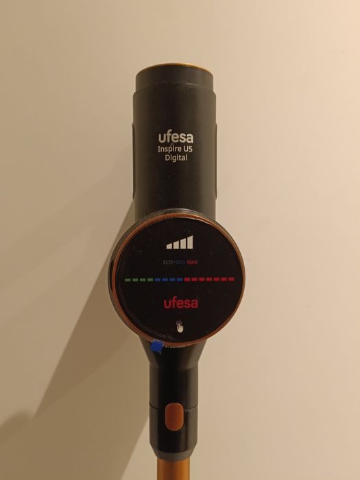 Aspirador ufesa digital