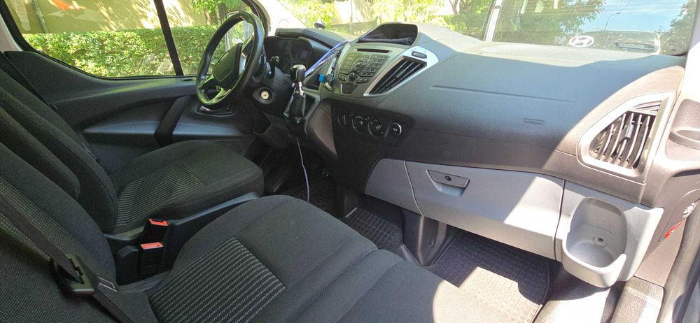 Ford Transit Custom 9 os.