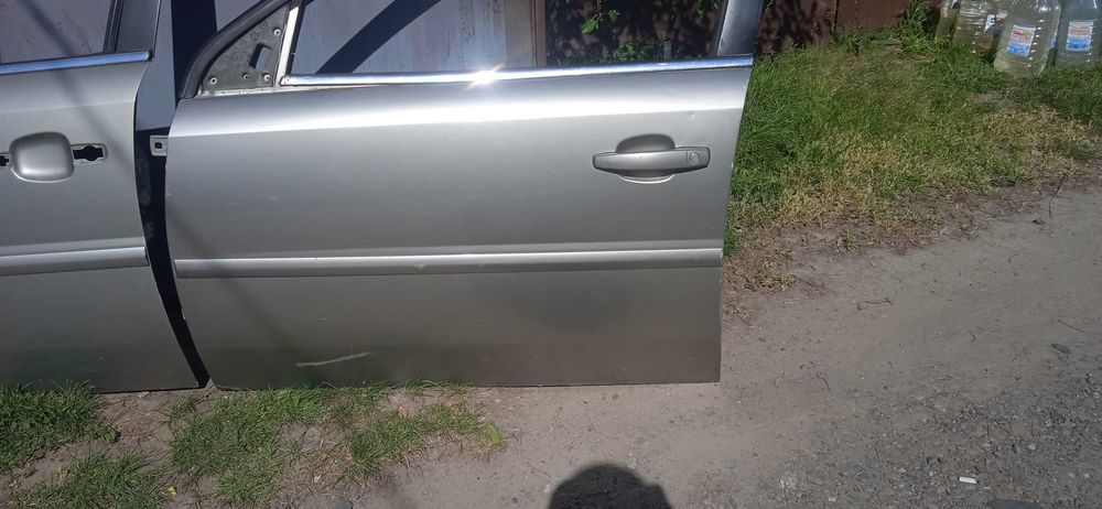 Двері Opel Vectra C седан