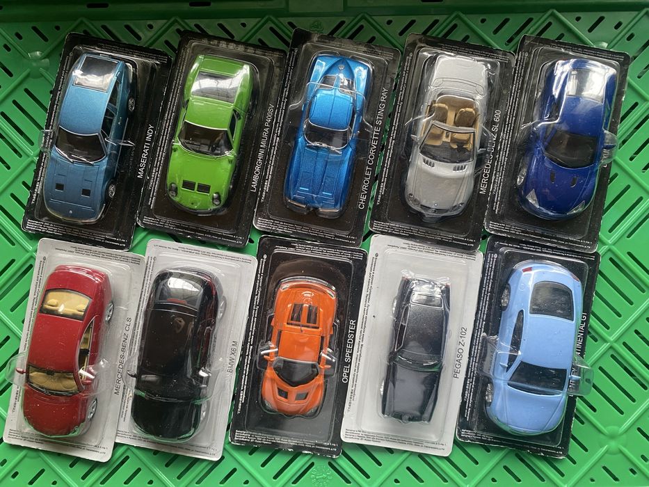 Моделі автомобілів суперкари Deagostini 1:43