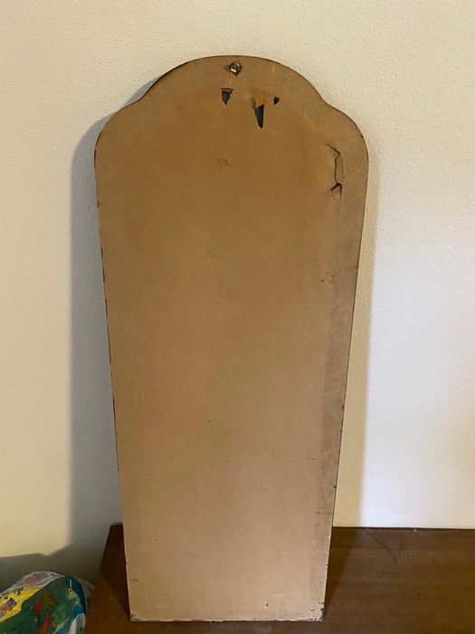 Espelho com moldura de madeira maciça