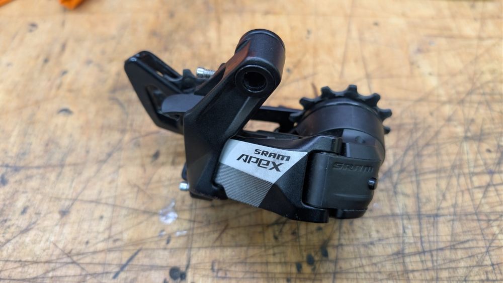 Przerzutka Sram Apex AXS