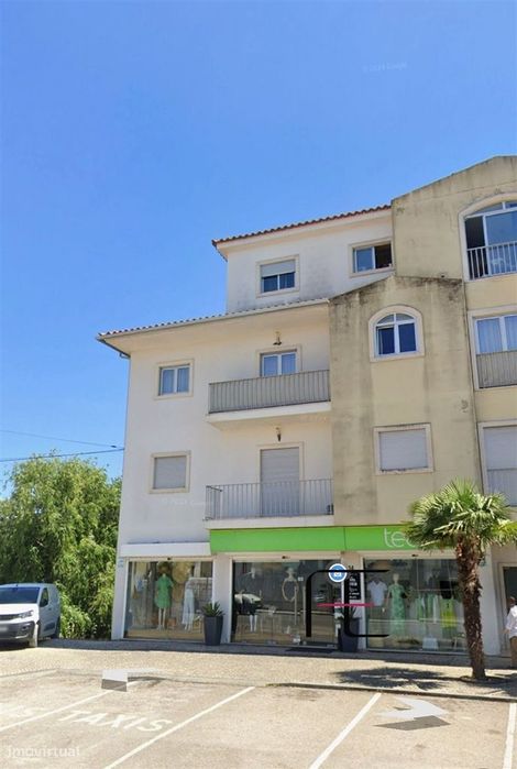 Apartamento T3 Venda em Caxarias,Ourém — Caxarias, Santarém