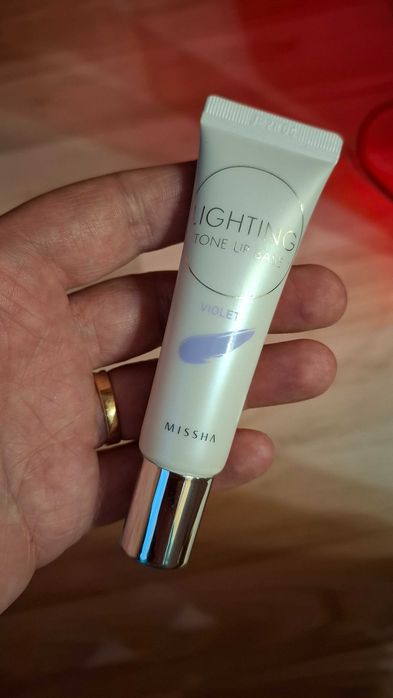 Основа база под макияж Missha Lighting Tone Up Base SPF30 Violet +тени