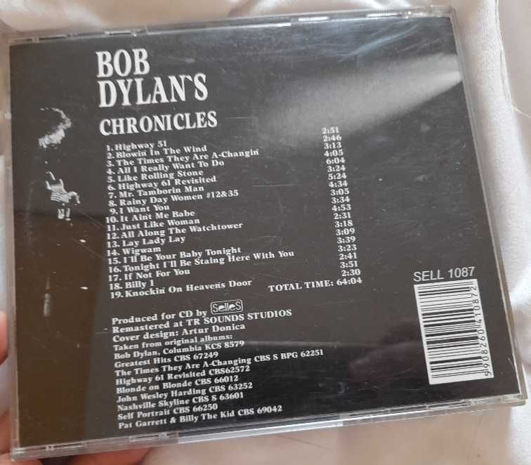 Bob Dylan's "Chronicles" używane