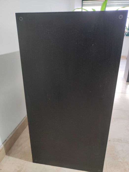 2 Estantes  Semi-nova , pelo preço de uma