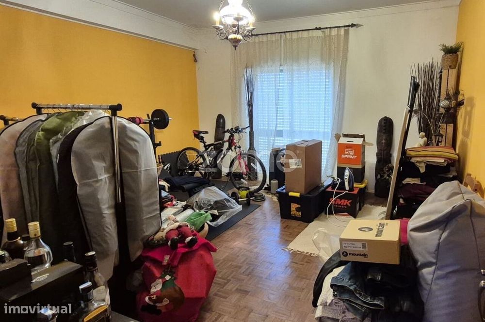 Apartamento T2 Centro de Loures